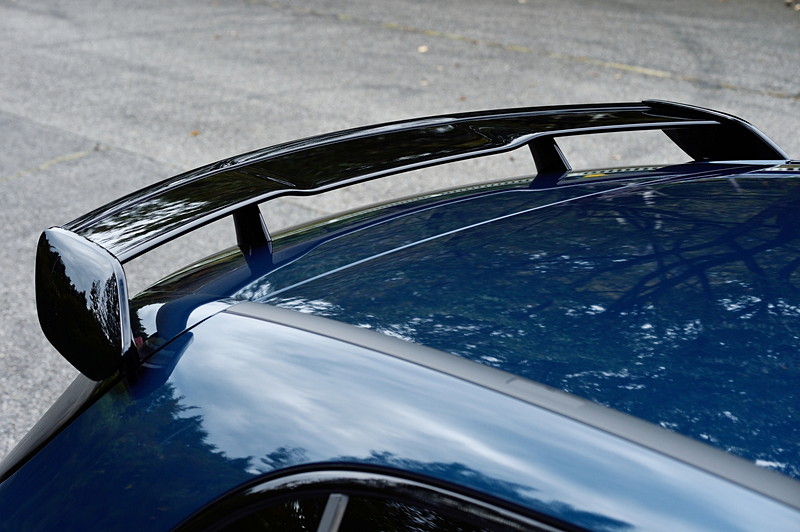 Edition 1ではハイグロスブラックのリアウイングやリアエプロン、リアデュフューザーなども特別装備される