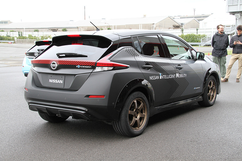 リーフ e＋がベースだが、中身はEM57モーター×2基仕様の4輪駆動モデル