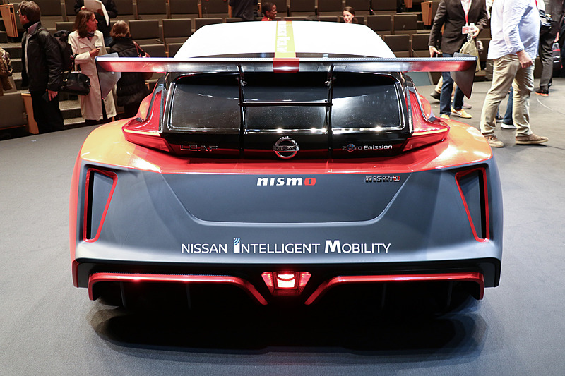 新カラーリングのNISSAN LEAF NISMO RC
