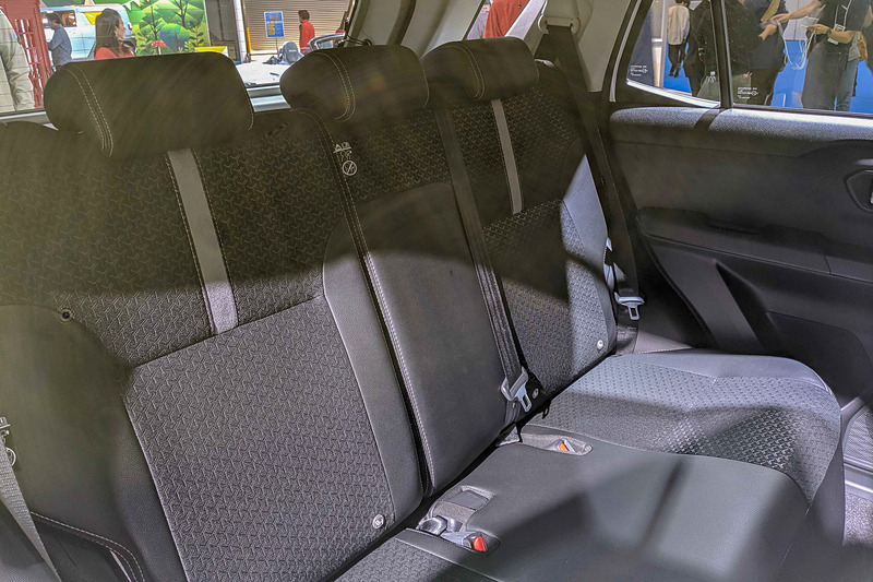 新型コンパクトSUVのインテリア