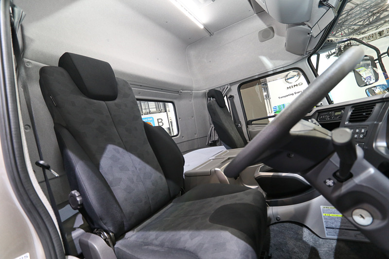 クオン GKトラクター。電子制御式オートマチックトランスミッション「ESCOT-VI」を搭載している