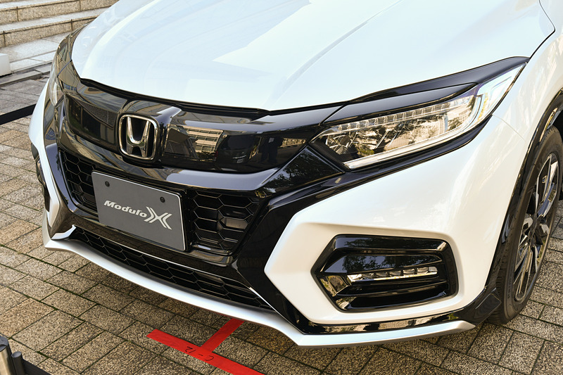 ヴェゼル ツーリング Modulo X