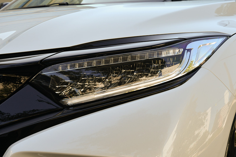 ヴェゼル ツーリング Modulo X