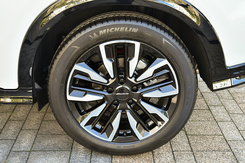 ヴェゼル ツーリング Modulo X