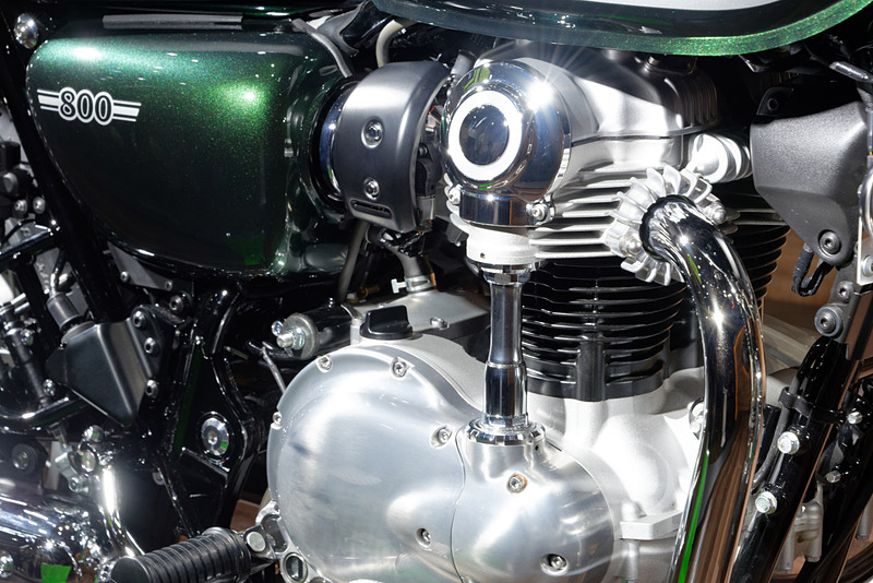 近年のW650やW800を受け継ぐ、特徴的なエンジンデザイン