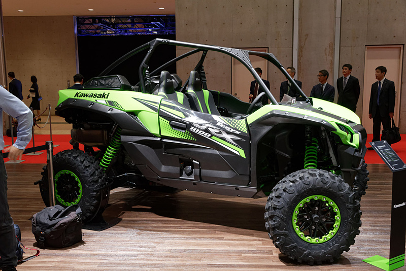 海外向けのオフロード4輪「TERYX KRX 1000」も展示