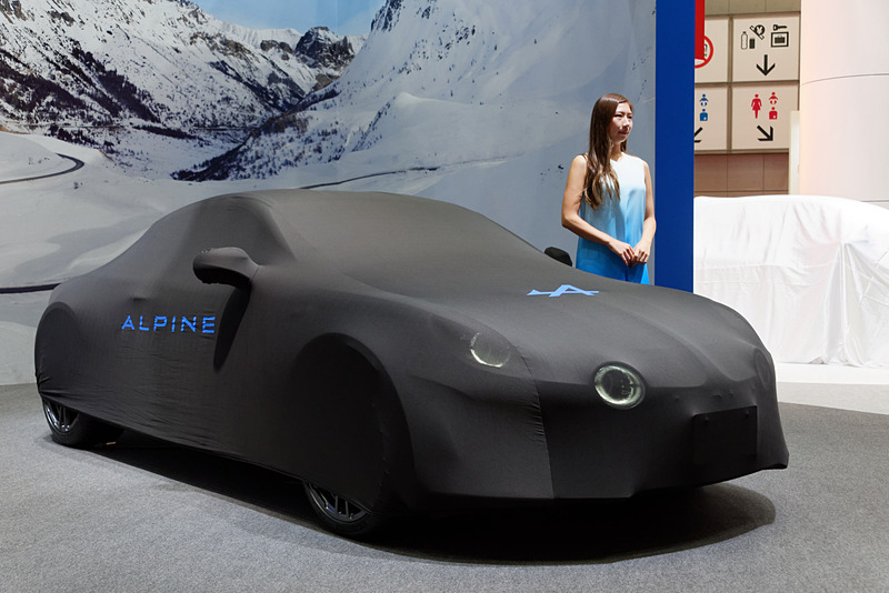 日本市場3モデル目となるA110Sをアンベール