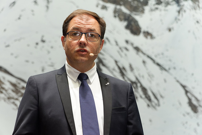 Alpine Cars コマーシャルダイレクター レジス・フリコテ氏