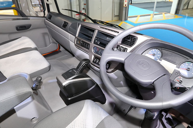 東南アジア向けの「クエスター GW トラクター」にも電子制御式オートマチックトランスミッション「ESCOT-VI」を搭載