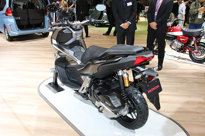 「ADV150」