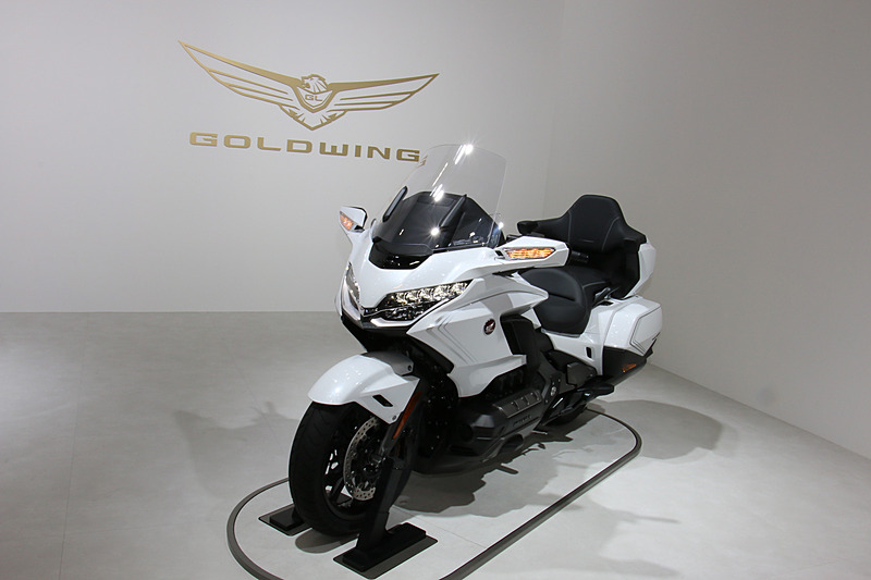 「ゴールドウイング ツアー デュアルクラッチ トランスミッション」