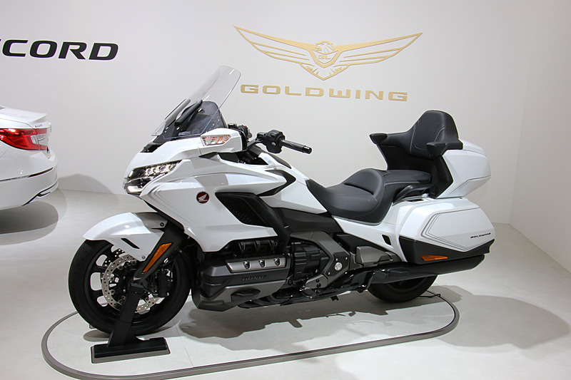 ゴールドウイング ツアー デュアルクラッチ トランスミッション