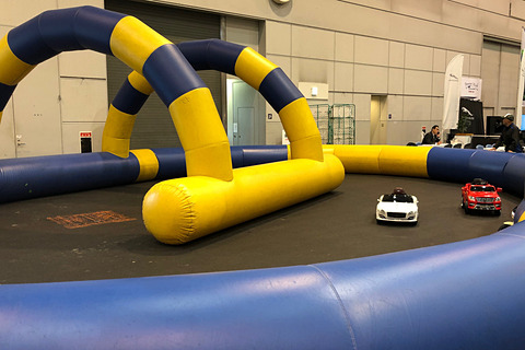 まるも亜希子の「寄り道日和」】キラキラとオーラを放つクルマが集まる