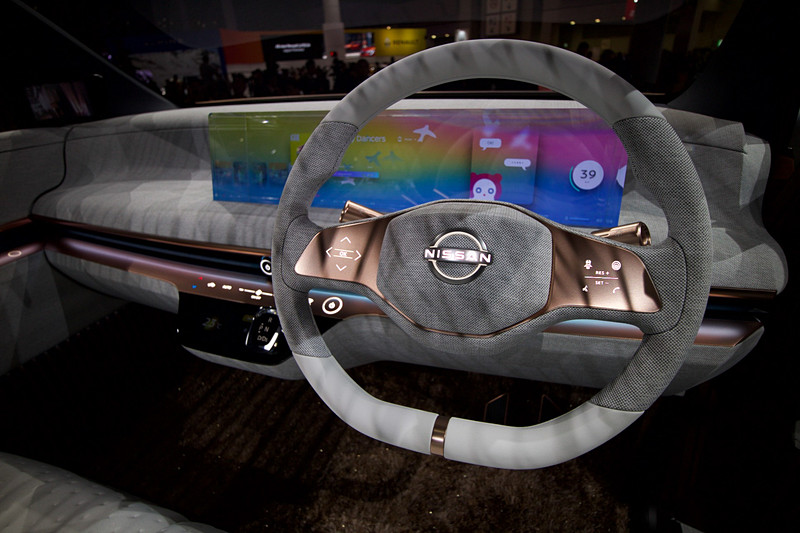 快適な時間を過ごす「部屋」としての空間を意識して開発したというIMkのインテリア