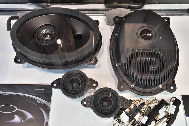 フォレスター（SK系）、インプレッサSPORT/G4（GT/GK系）、XV（GT系）、レガシィ アウトバック（BS系）/B4（BN系）対応「SP-S300M」フロント/リアセット ハイグレードモデル