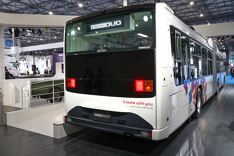 エルガデュオのリア