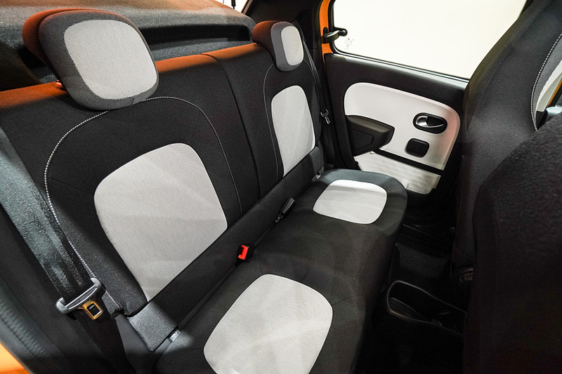 新型トゥインゴのインテリア