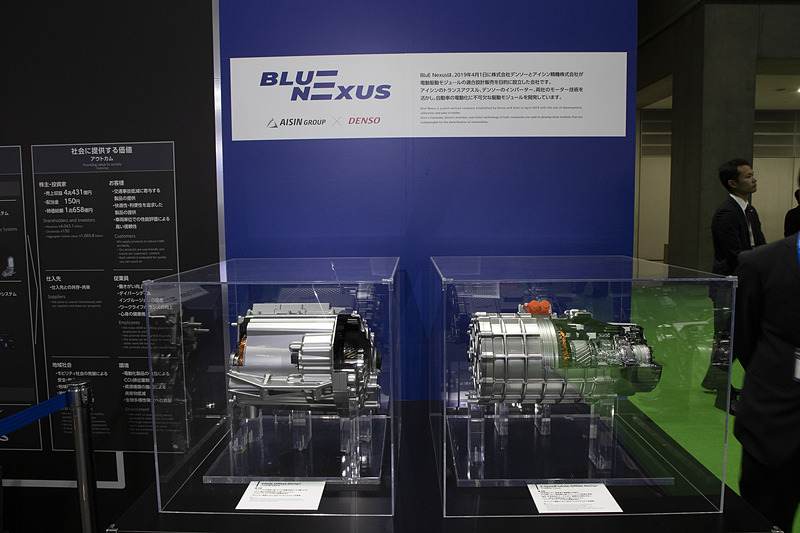 アイシンとデンソーが電動駆動モジュールの適合設計販売を目的に設立した「BluE Nexus」の駆動モジュール