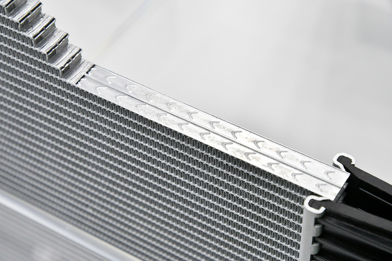 このVディンプルが縦渦を発生させて放熱性が向上するという