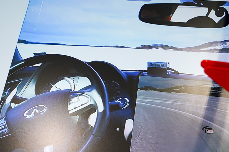 雪上での自動運転の映像