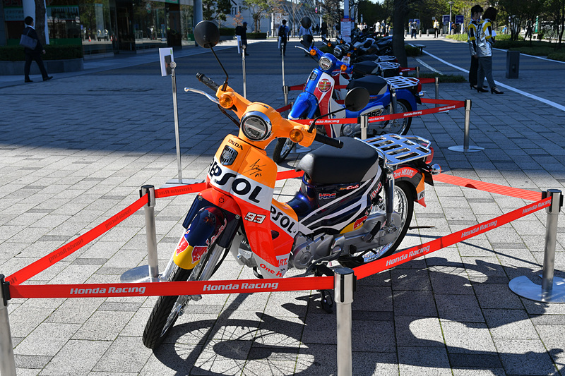 「ホンダ スーパーカブ」カブレース用のスペシャルカラー