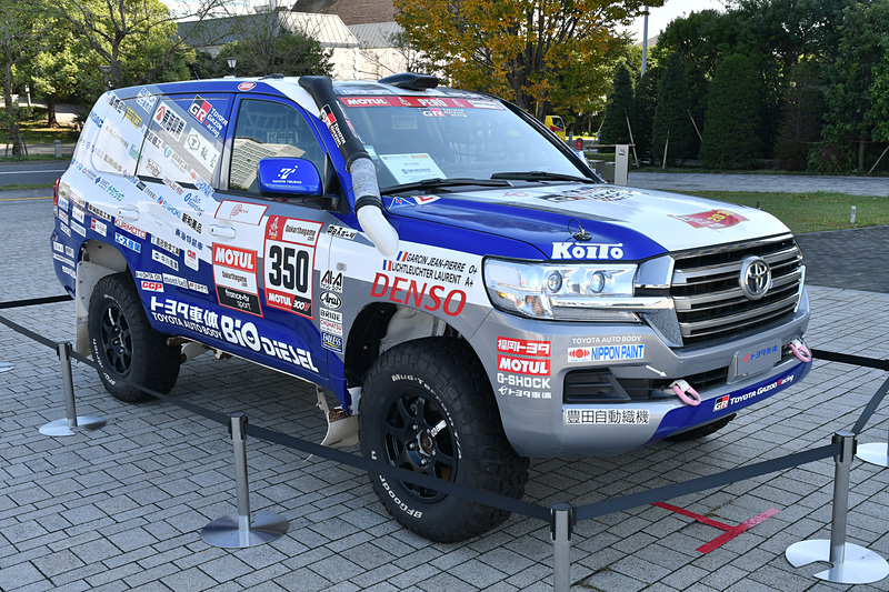 トヨタ ランドクルーザー200をベースとし、ダカールラリー2019市販車部門で6連覇を達成した「350号車」のレプリカ