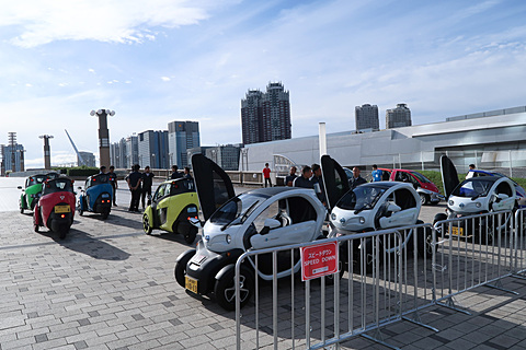 東京モーターショー 19 有明 青海 に分かれた会場を徒歩と電車で往復してみた