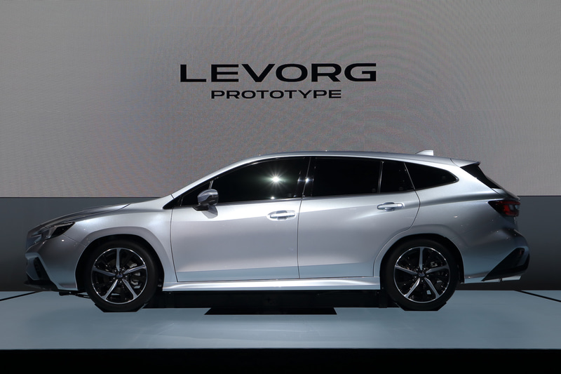 デザインは「スバルのクルマそれぞれが持つ価値をより大胆に際立たせる」という新デザインコンセプト「BOLDER」を採用