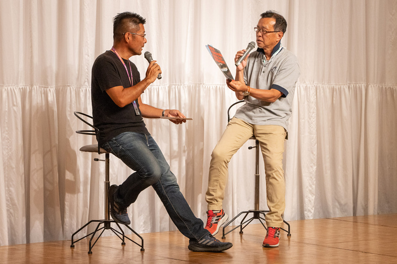 後半のステージはF1フォトグラファーの原氏と熱田氏が登壇した