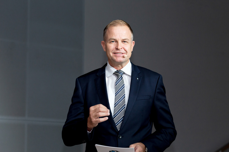 8月からビー・エム・ダブリュー株式会社 代表取締役社長に就任したクリスチャン・ヴィードマン氏