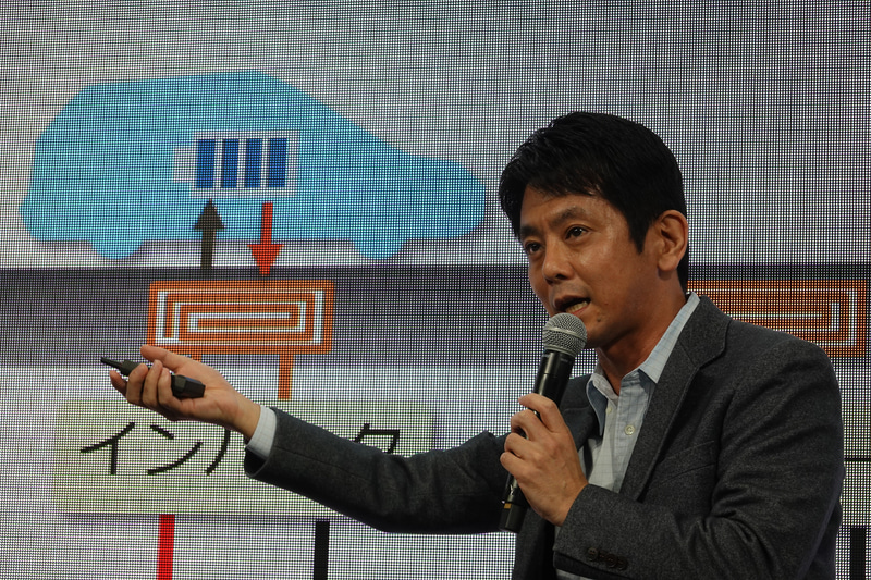 藤本准教授によるワイヤレス給電の紹介