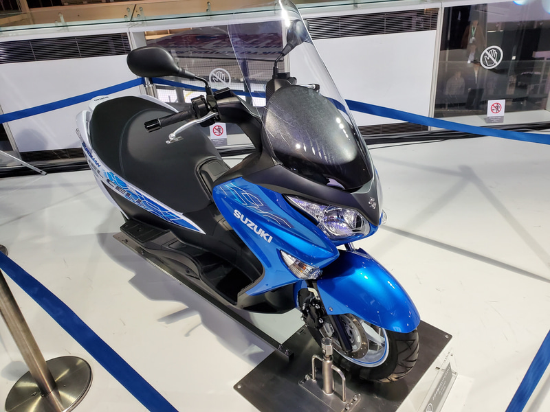 スズキ「バーグマン フューエルセル」