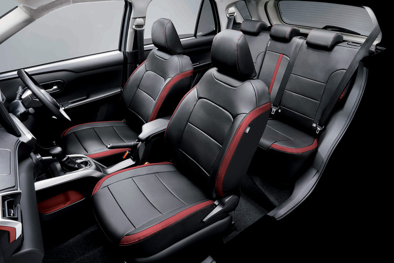 シートカバー（スポーティスタイル）