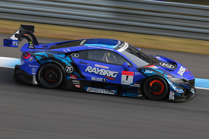 決勝6位の1号車 RAYBRIG NSX-GT（山本尚貴/ジェンソン・バトン組、BS）