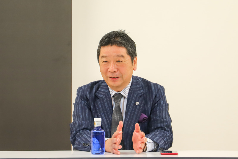 数字では見えない部分を大切にしていると語った木村社長。研修の開始前に新型S60で楽しそうにコースインしていく姿が印象的だった