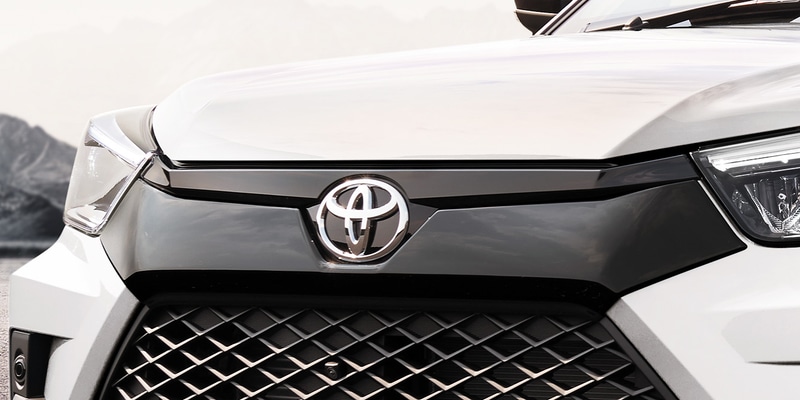 フロントバンパーガーニッシュ：2万円（税別）