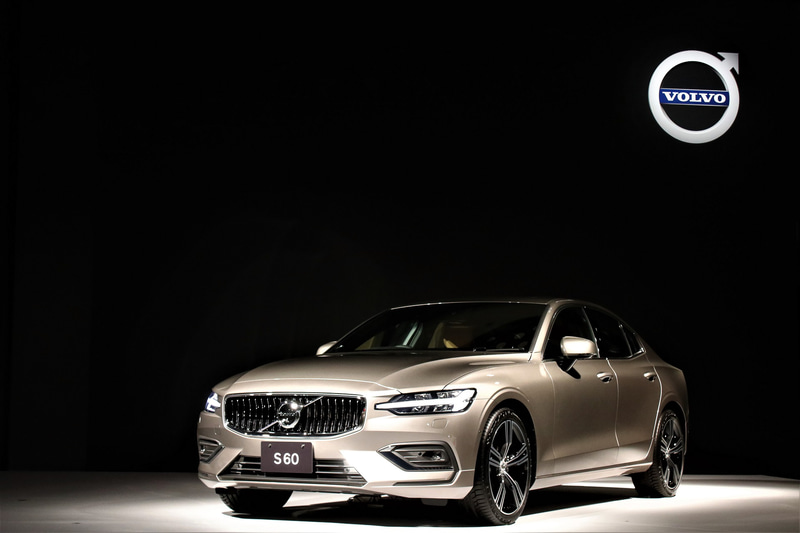 S60 T5 インスクリプション