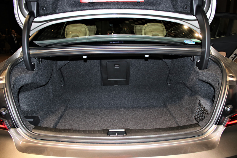 S60 T5 インスクリプション