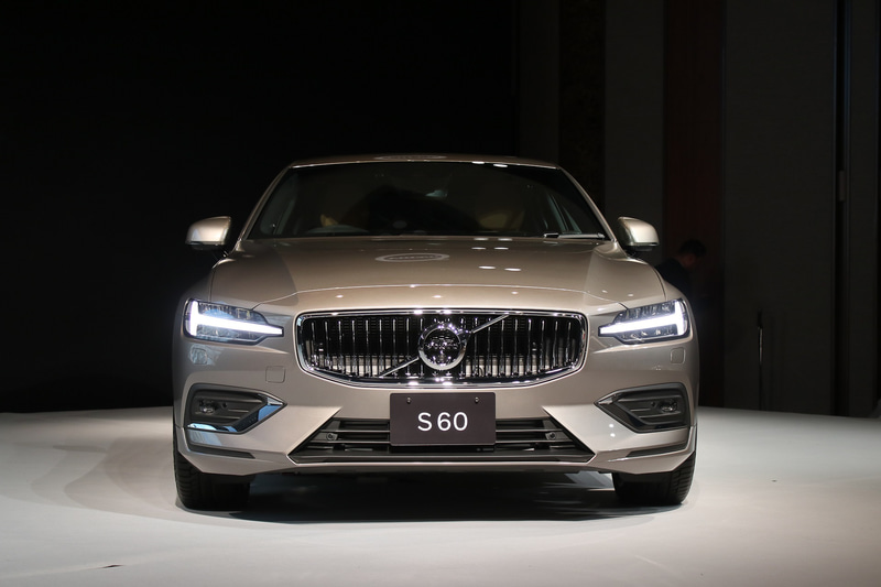 S60 T5 インスクリプション