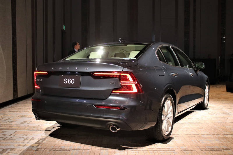 S60 T4 モメンタム