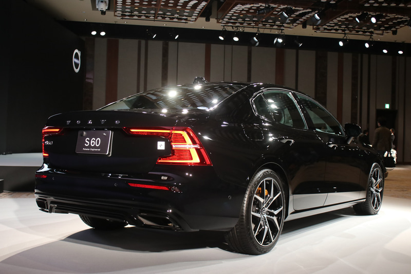 S60 T8 ポールスター エンジニアード