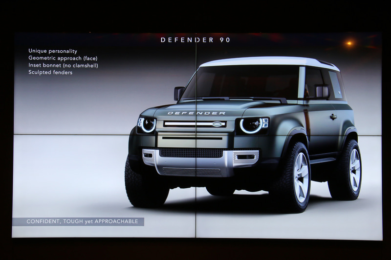 新型ディフェンダーでは、初代モデルのヘリテージをデザインに盛り込みつつ、モダンなプロポーションを実現している