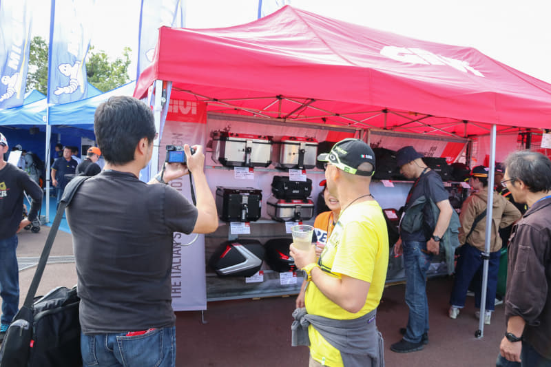 パニアケースで有名なGIVIの展示、気になる