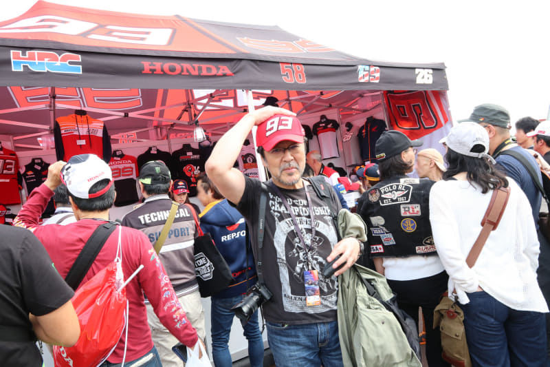 チャンピオンに敬意をはらってキャップを購入（もちろん自腹）