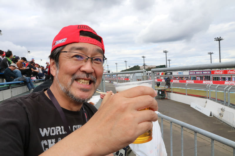 レースの合間に飲む！