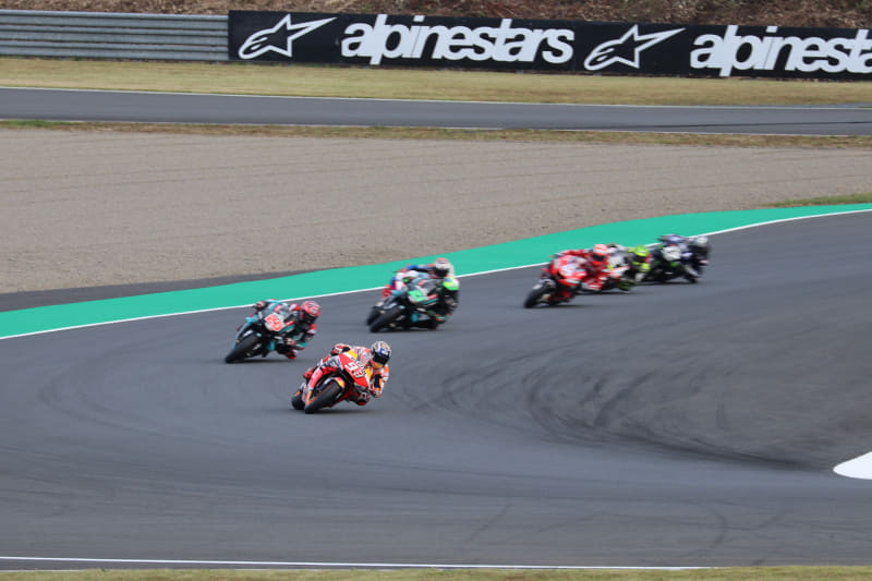 数ラップ後、マルケスさん、強すぎです