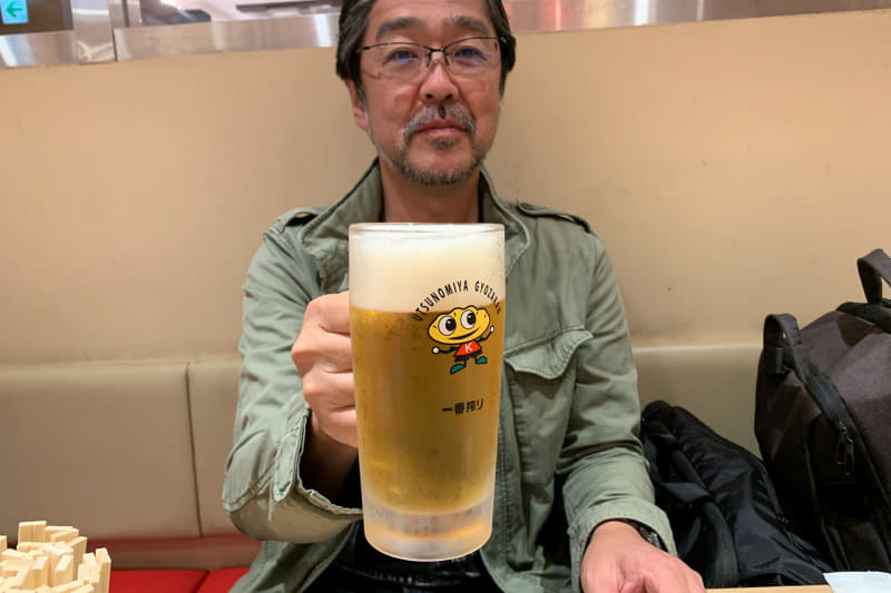 MotoGP決勝観戦、電撃日帰りツアーの「ほぼ成功（お家に帰るまでが……）」を祝して乾杯！