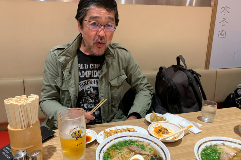 いやいや、私が全部食べる訳じゃないよ！　担当編集とかのラーメンも入っているのよ