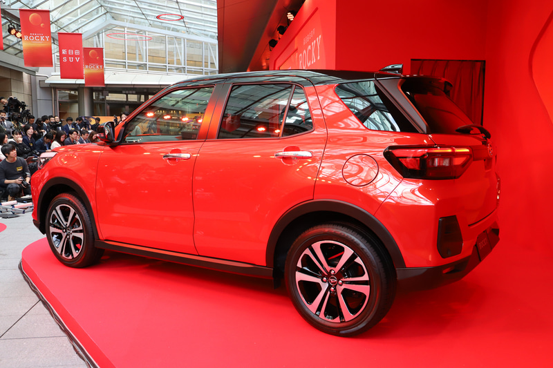 ダイハツ ロッキー