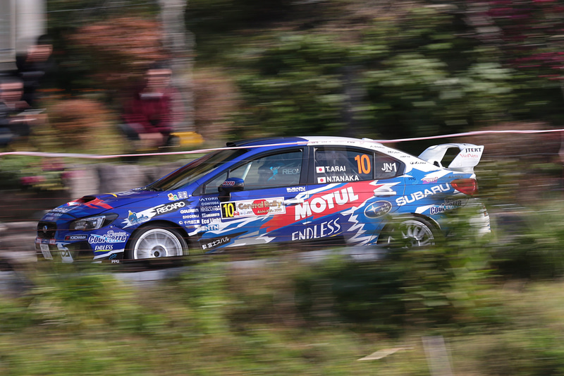 国内格式2位の10号車 新井敏弘/田中直哉選手 スバル WRX-STI